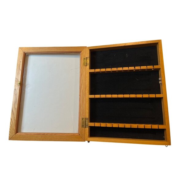 Wooden Display Case With Glass Front & Black Velvet Lining C200 - Picture 2 of 9